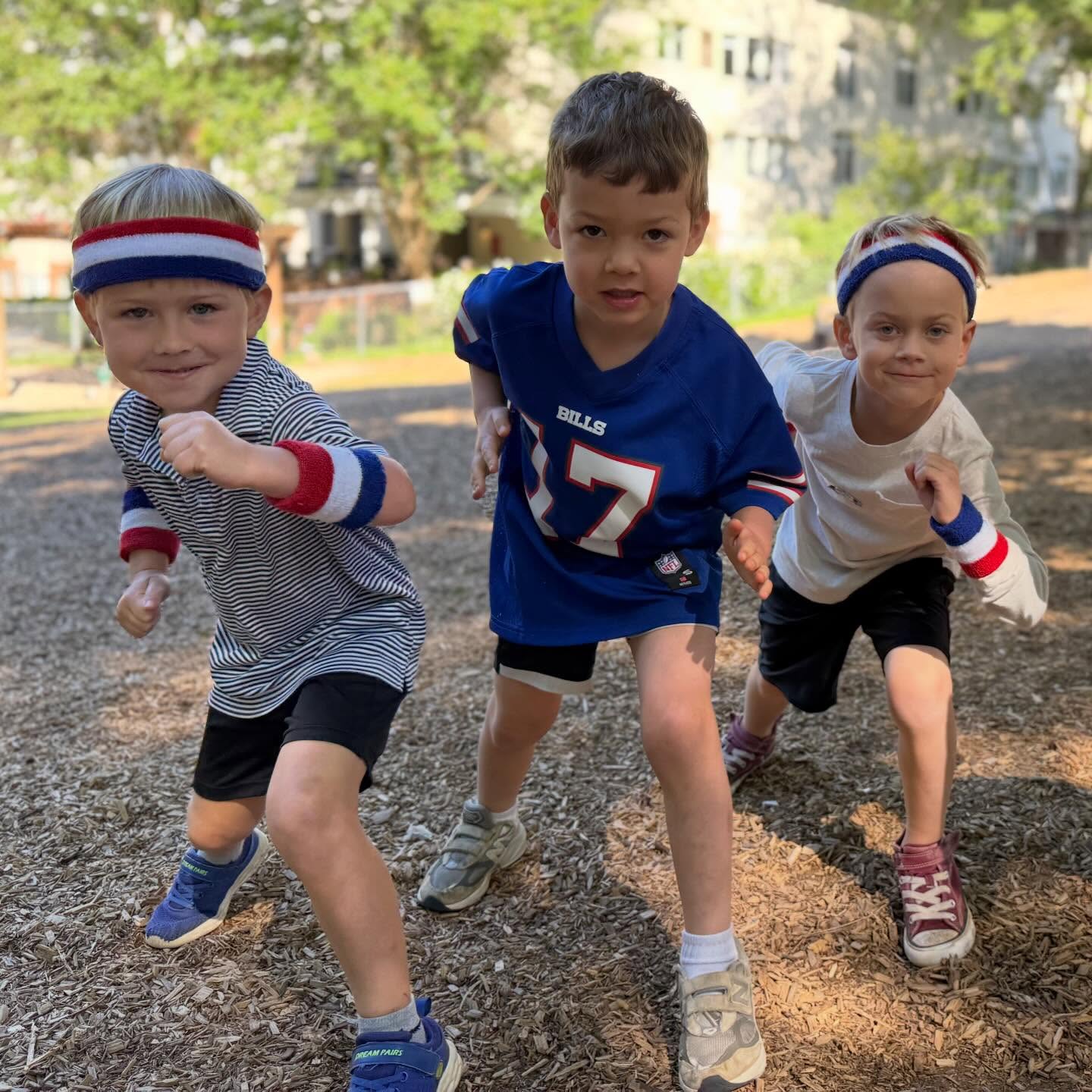 It’s Day School Dash Day! 👟 Get ready to run with us this afternoon at 4:30 on the big playground!